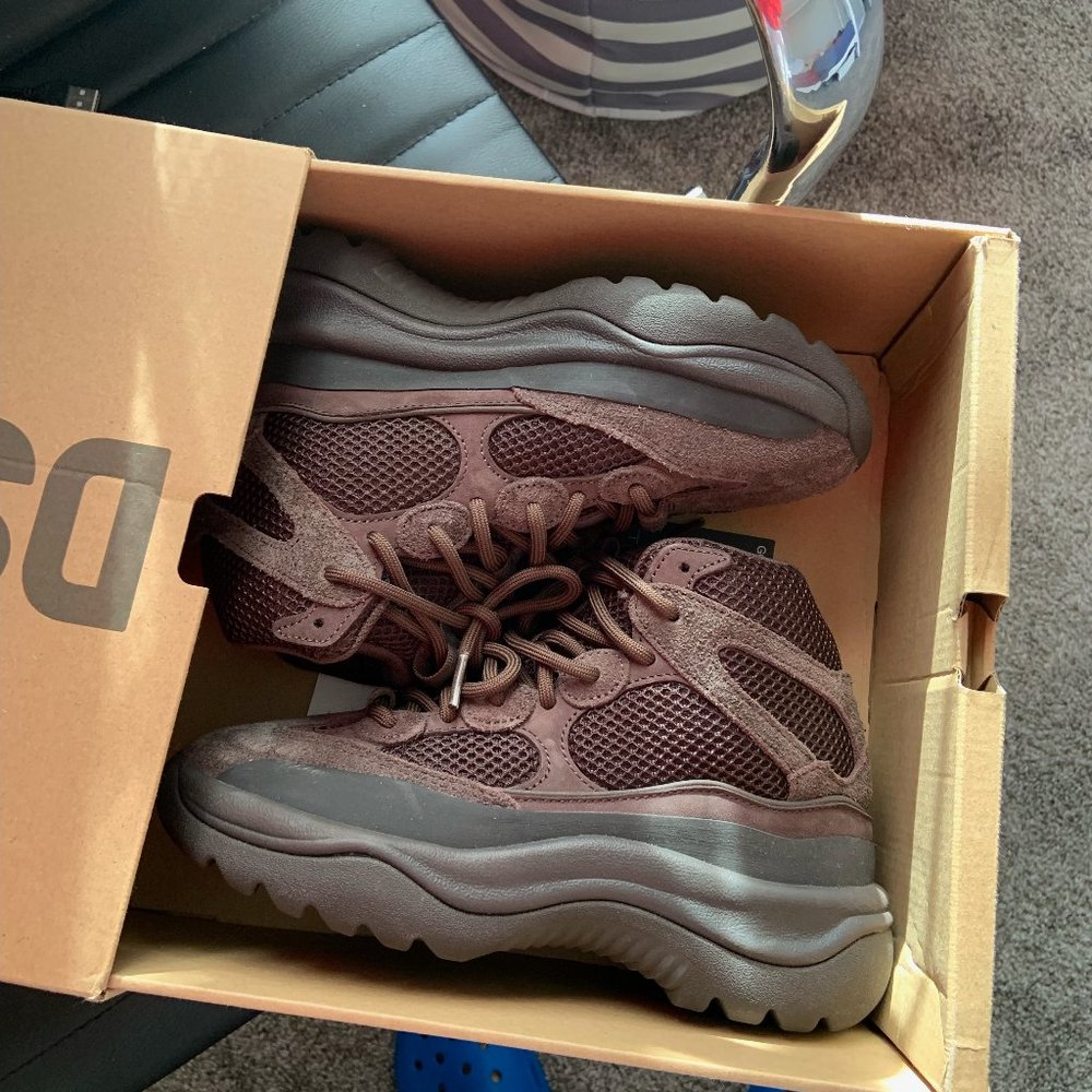 Yeezy Desert Boot Oil